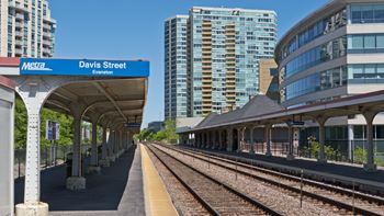Davis Street Train Station